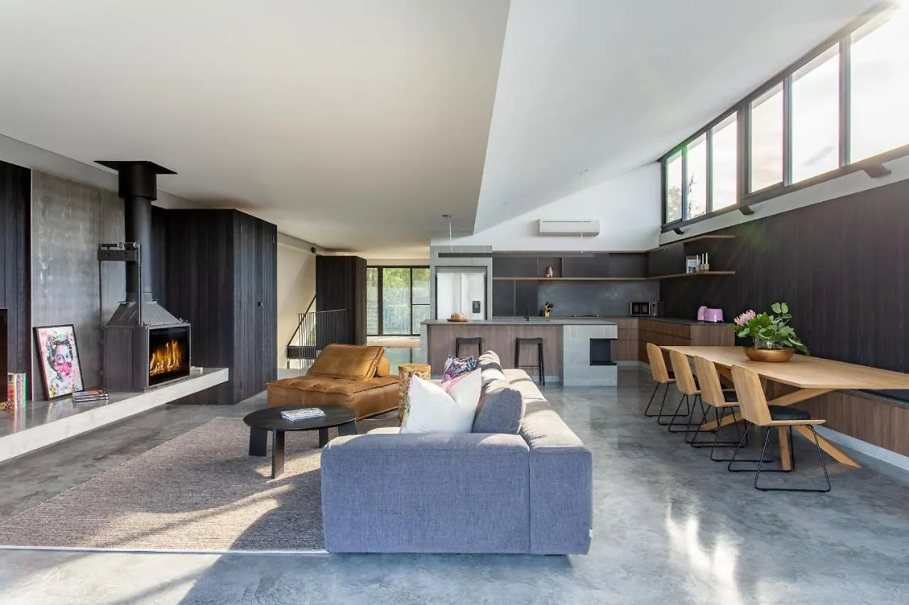 Forest House I Private Holiday home *