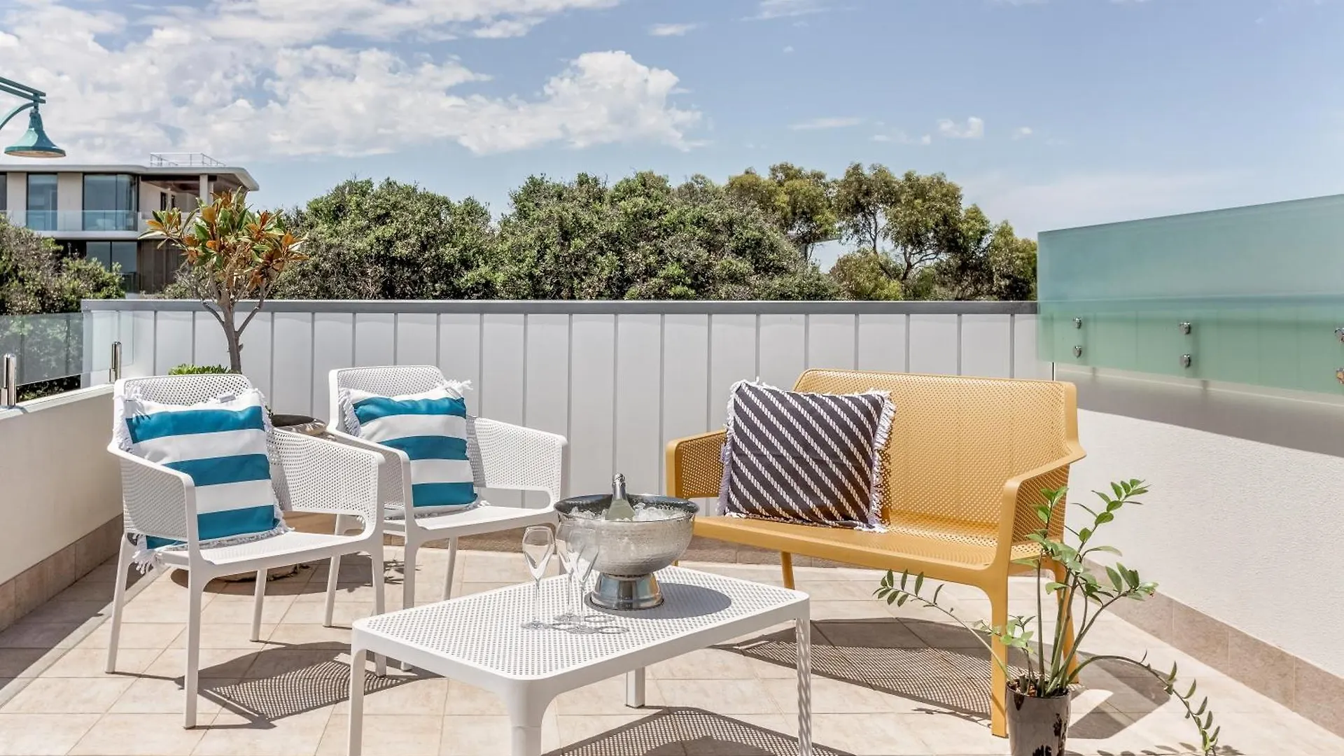 The Urban House * Dunsborough