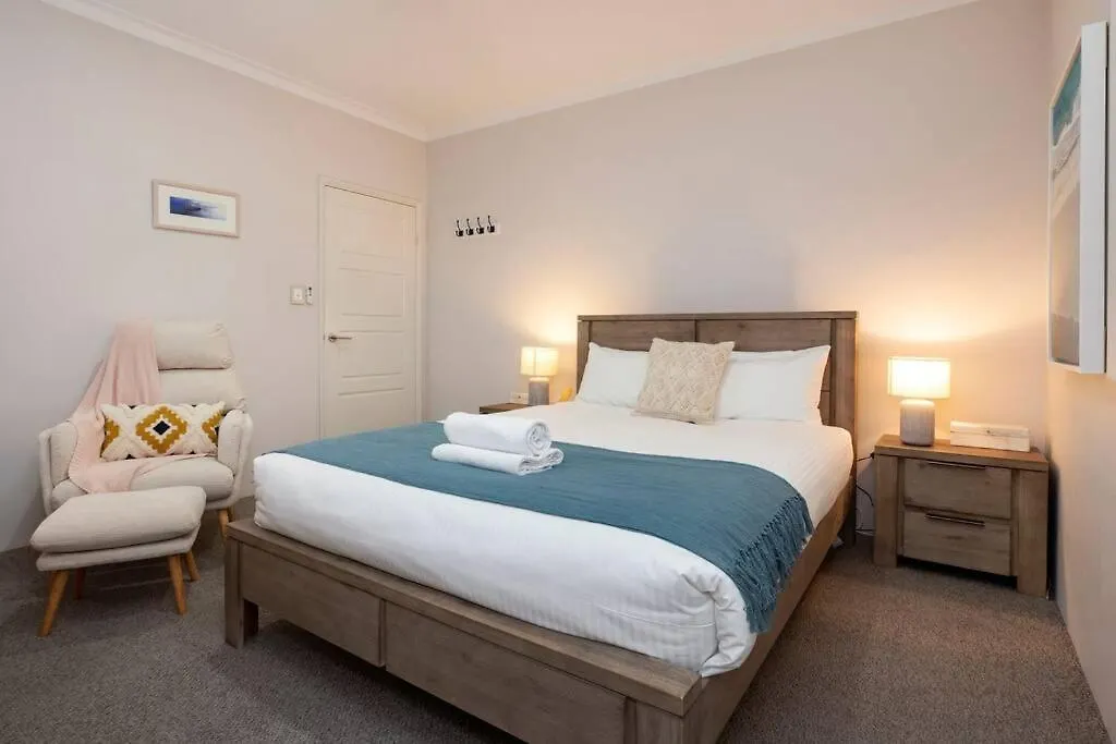 The Bay Retreat Holiday home