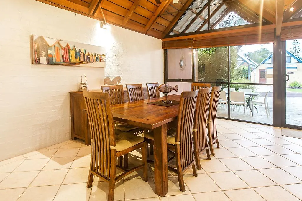 Whalers Cove Villas * Dunsborough