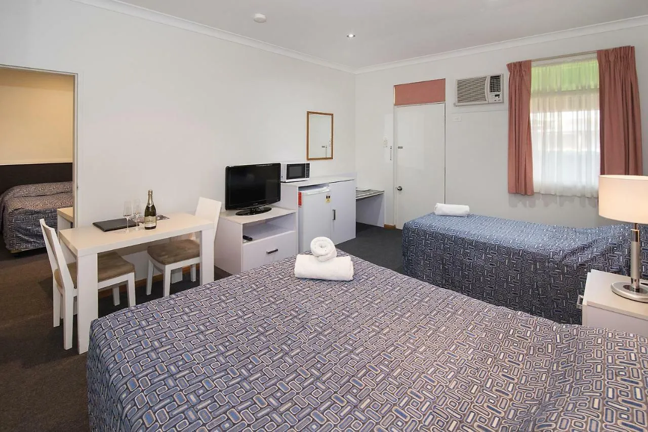 Town Units 3* Dunsborough